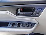 2018 Honda Odyssey FWD, Minivan #V63052 - photo 16