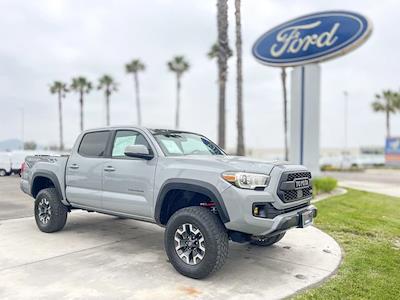 2018 Toyota Tacoma Double Cab 4WD, Pickup for sale #V64678 - photo 1
