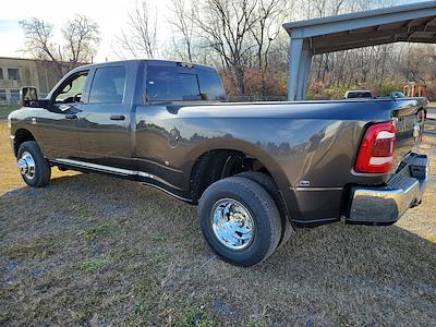 2024 Ram 3500 Crew Cab DRW 4x4, Pickup for sale #24122 - photo 2