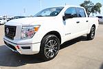 Used 2022 Nissan Titan SV Crew Cab 4WD, Pickup for sale #P5604 - photo 4