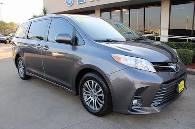 Used 2019 Toyota Sienna XLE FWD, Minivan for sale #P5683 - photo 1