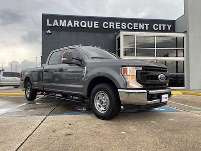 2022 Ford F-250 Crew Cab 4x2, Pickup for sale #REF37052A - photo 1