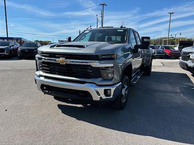 2025 Chevrolet Silverado 3500 Crew Cab 4WD, Pickup for sale #82713 - photo 1