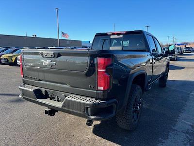 2025 Chevrolet Silverado 2500 Crew Cab 4WD, Pickup for sale #82936 - photo 2