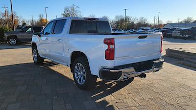 2025 Chevrolet Silverado 1500 Crew Cab 4WD, Pickup for sale #31697 - photo 2