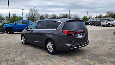 Used 2022 Chrysler Pacifica Touring L FWD, Minivan for sale #5526A - photo 2