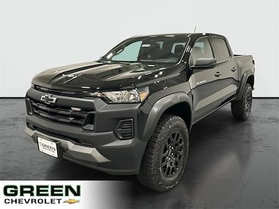 New 2024 Chevrolet Colorado Trail Boss Crew Cab 4x4, Pickup for sale #E26799 - photo 1