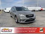 Used 2022 Chrysler Pacifica Limited FWD, Minivan for sale #T136341 - photo 4