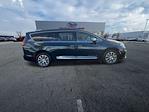 Used 2023 Chrysler Pacifica Pinnacle FWD, Minivan for sale #C21621 - photo 9