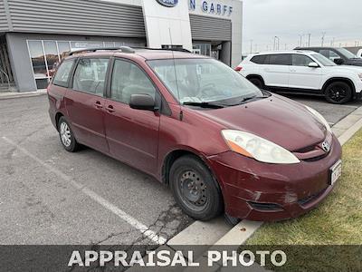 Used 2008 Toyota Sienna FWD, Minivan for sale #1FX9752A - photo 2