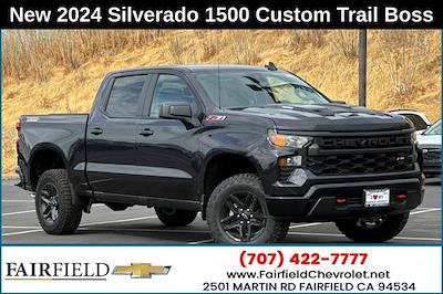 New 2024 Chevrolet Silverado 1500 Custom Crew Cab 4x4, Pickup for sale #240271 - photo 1