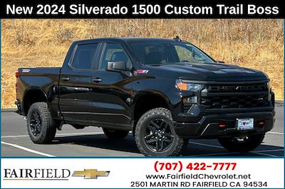 New 2024 Chevrolet Silverado 1500 Custom Crew Cab 4x4, Pickup for sale #240272 - photo 1