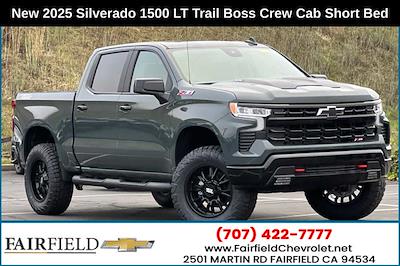 New 2025 Chevrolet Silverado 1500 LT Crew Cab 4x4, Pickup for sale #250047 - photo 1