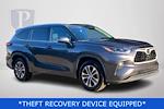 Used 2021 Toyota Highlander XLE 4x2, SUV for sale #8R3971 - photo 10