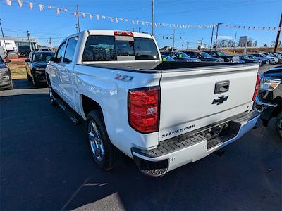 2017 Chevrolet Silverado 1500 Crew Cab 4x4, Pickup for sale #KJ24082B - photo 2