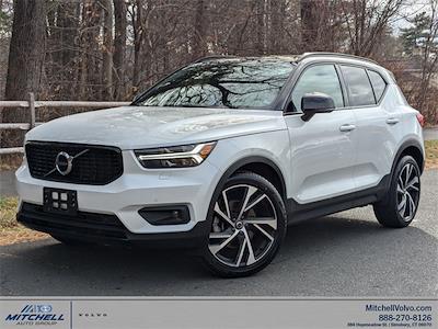 Used 2022 Volvo XC40 R-Design AWD, SUV for sale #27407 - photo 1