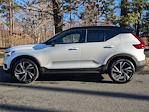 Used 2022 Volvo XC40 R-Design AWD, SUV for sale #37380A - photo 9