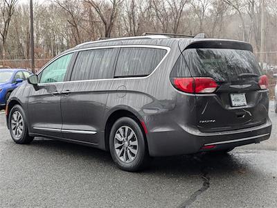 Used 2019 Chrysler Pacifica Touring L Plus FWD, Minivan for sale #52167A - photo 2