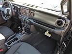 Used 2023 Jeep Gladiator Sport Crew Cab 4x4, Pickup for sale #52174 - photo 20