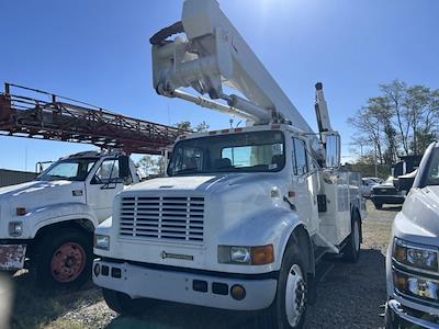 Used 1999 International 4700 4x2, Bucket Truck for sale #679623 - photo 1