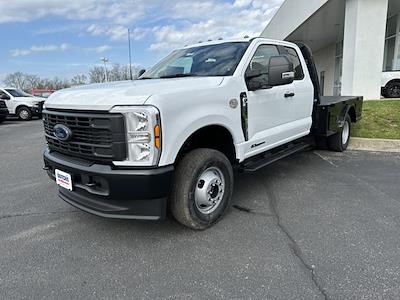 2024 Ford F-350 Super Cab DRW 4x4, Flatbed Truck for sale #F9903 - photo 1