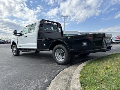 2024 Ford F-350 Super Cab DRW 4x4, Flatbed Truck for sale #F9904 - photo 2