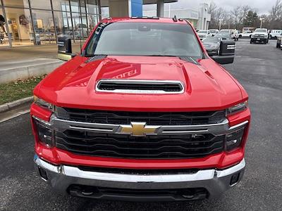 Used 2024 Chevrolet Silverado 3500 LT Crew Cab 4x4, Flatbed Truck for sale #109862 - photo 2