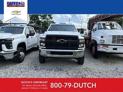 Used 2021 Chevrolet Silverado 5500 Work Truck Crew Cab 4x4, Service Truck for sale #853875 - photo 1