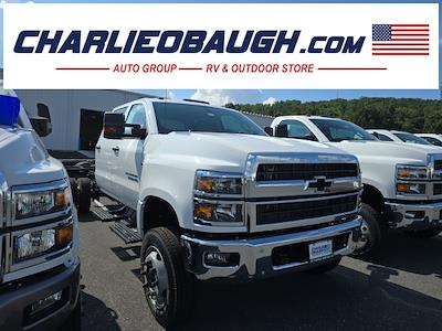 New 2024 Chevrolet Silverado 5500 Work Truck Crew Cab 4WD, Cab Chassis for sale #24WC138 - photo 1