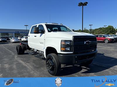 New 2024 Chevrolet Silverado 5500 LT Crew Cab 4x4, Cab Chassis for sale #T240684 - photo 1