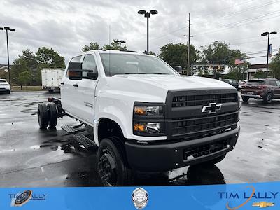 New 2024 Chevrolet Silverado 5500 LT Crew Cab 4x4, Cab Chassis for sale #T240691 - photo 1