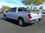 Used 2018 Nissan Titan SV Crew Cab 4WD, Pickup for sale #E0309A - photo 6