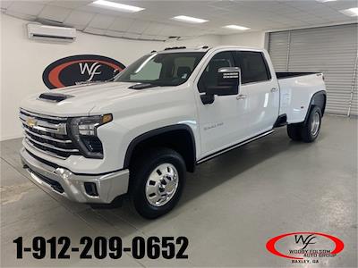 New 2025 Chevrolet Silverado 3500 LTZ Crew Cab 4WD, Pickup for sale #TC110544 - photo 1