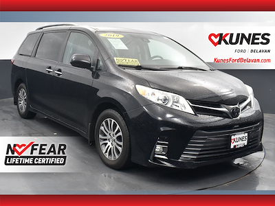 Used 2019 Toyota Sienna L 4x2, Minivan for sale #01X927 - photo 1