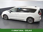 Used 2023 Chrysler Pacifica Limited FWD, Minivan for sale #05P1369 - photo 21