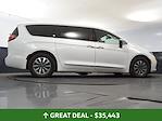 Used 2023 Chrysler Pacifica Limited FWD, Minivan for sale #05P1369 - photo 25