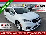 Used 2022 Chrysler Pacifica Touring L FWD, Minivan for sale #22P937 - photo 6