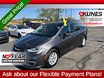 Used 2022 Chrysler Pacifica Touring L FWD, Minivan for sale #22P939 - photo 9