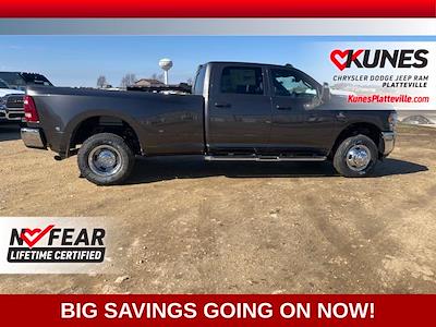 2024 Ram 3500 Crew Cab DRW 4x4, Pickup for sale #22T2556 - photo 1