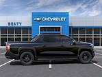 2025 Chevrolet Silverado EV Crew Cab 4WD, Pickup for sale #28108 - photo 9