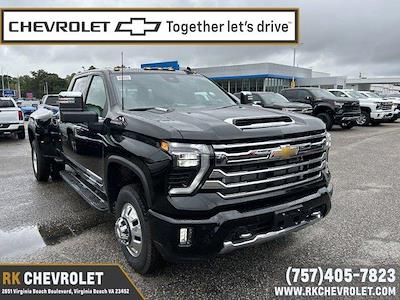 2025 Chevrolet Silverado 3500 Crew Cab 4WD, Pickup for sale #259772 - photo 1