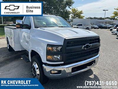 New 2023 Chevrolet Silverado 5500 LT Regular Cab RWD, 11' Reading SL Service Body Service Truck for sale #CN39071 - photo 1