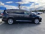Used 2017 Chrysler Pacifica FWD, Minivan for sale #Q2804A - photo 10