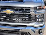 New 2025 Chevrolet Silverado 2500 LT Crew Cab 4x4, Pickup for sale #25126 - photo 12