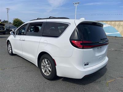 2022 Chrysler Pacifica FWD, Minivan for sale #FP3749 - photo 2