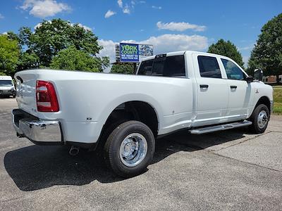 2024 Ram 3500 Crew Cab DRW 4x4, Pickup for sale #741080 - photo 2