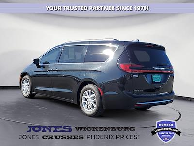 Used 2022 Chrysler Pacifica Touring L FWD, Minivan for sale #T8263 - photo 2