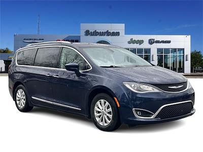 Used 2018 Chrysler Pacifica Touring L FWD, Minivan for sale #JR217225P - photo 1
