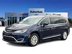 Used 2018 Chrysler Pacifica Touring L FWD, Minivan for sale #JR217225P - photo 3