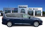 Used 2018 Chrysler Pacifica Touring L FWD, Minivan for sale #JR217225P - photo 9